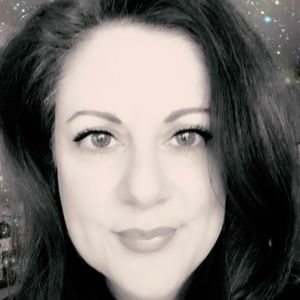 Meet your Posher, Anne